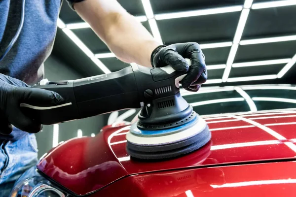 Men-doing-paint-correction-with